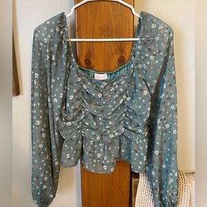 Pink Lily Size S Ruched Long Sleeve floral Top